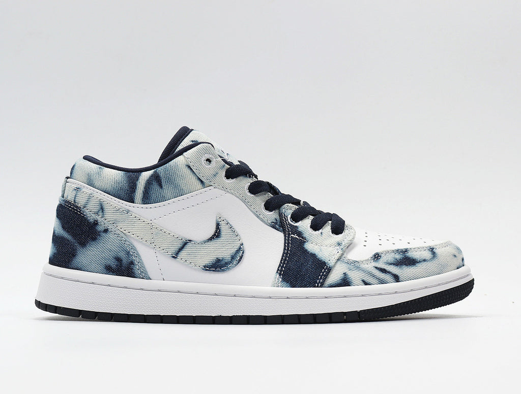 Nike Dunk Low Washed Denim Sneakers Blue CZ8455-100