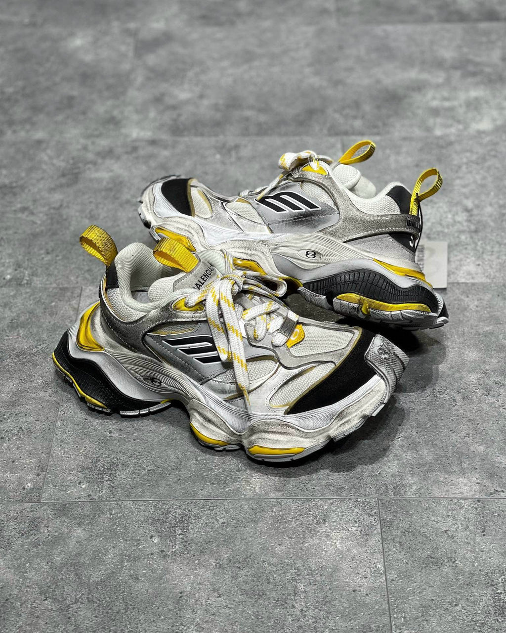BLCG Sneakers