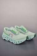 On Running Cloudmonster 3 "Brook / Flurry"
