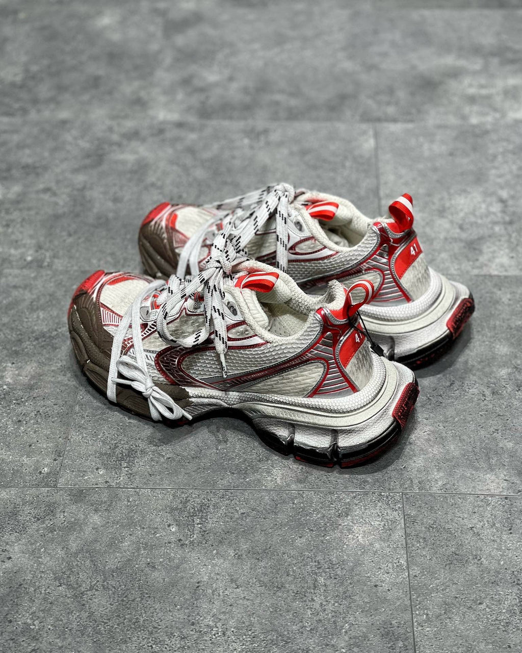 Sneakers & Shoes