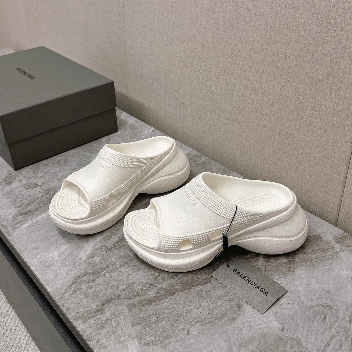 POOL CROCS SLIDE SANDAL IN WHITE RUBBER
